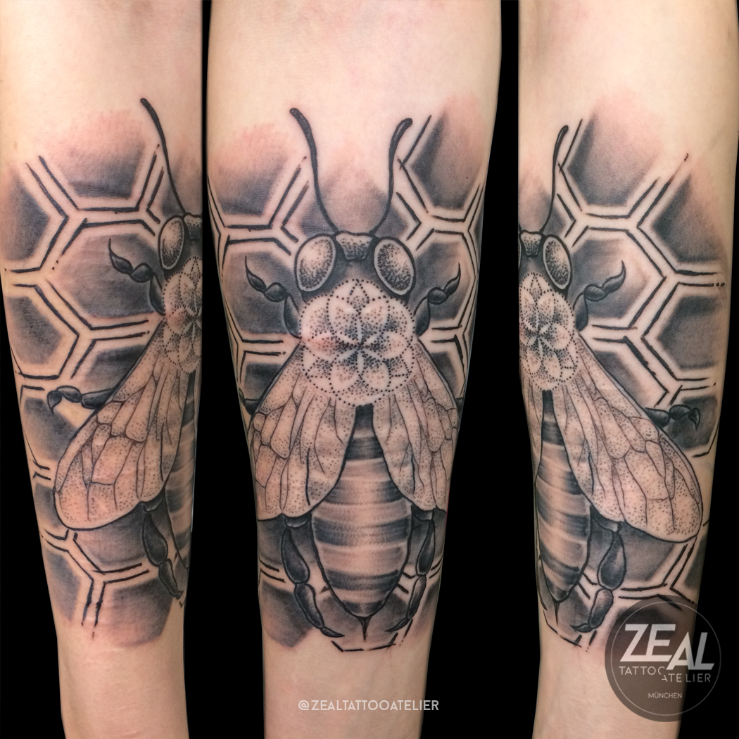Bee Queen Tattoo, blackandgreytattoo